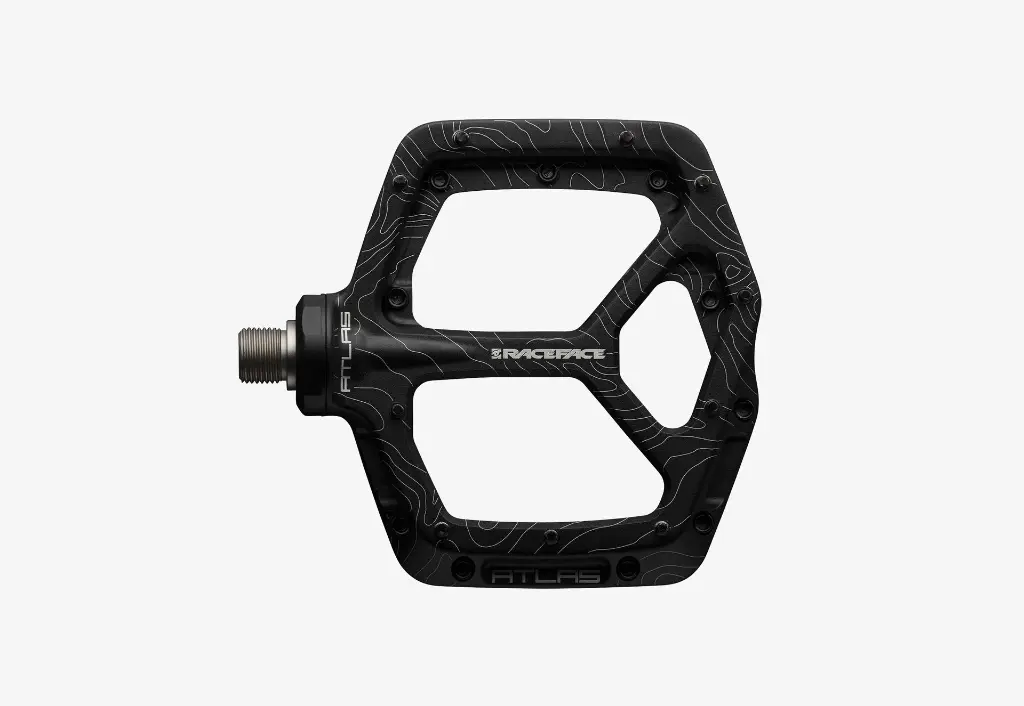 ATLAS NEGRO FRENTE.webp