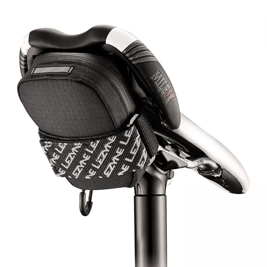 BOLSA LEZYNE ROAD CADDY NEGRA
